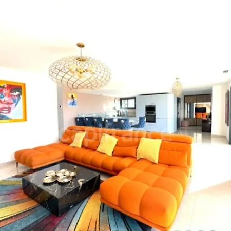 Maison Contemporaine * Nîmes